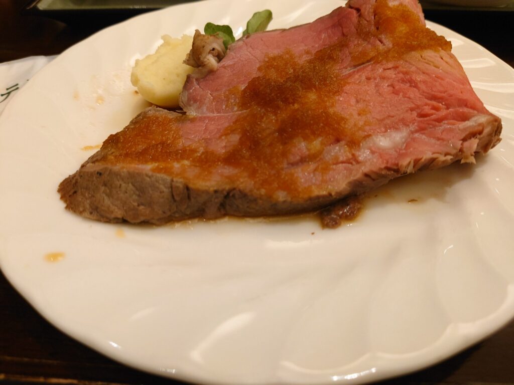 鬼怒川温泉ホテルのローストビーフ画像