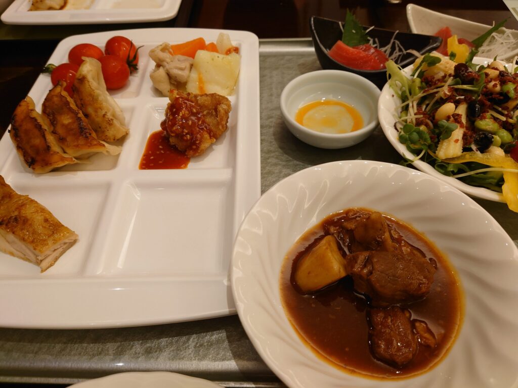 鬼怒川温泉ホテルのビュッフェ